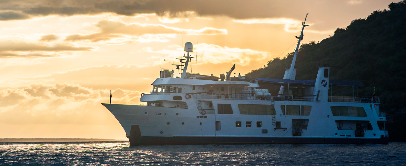 Yacht Isabela Galapagos Islands Tours